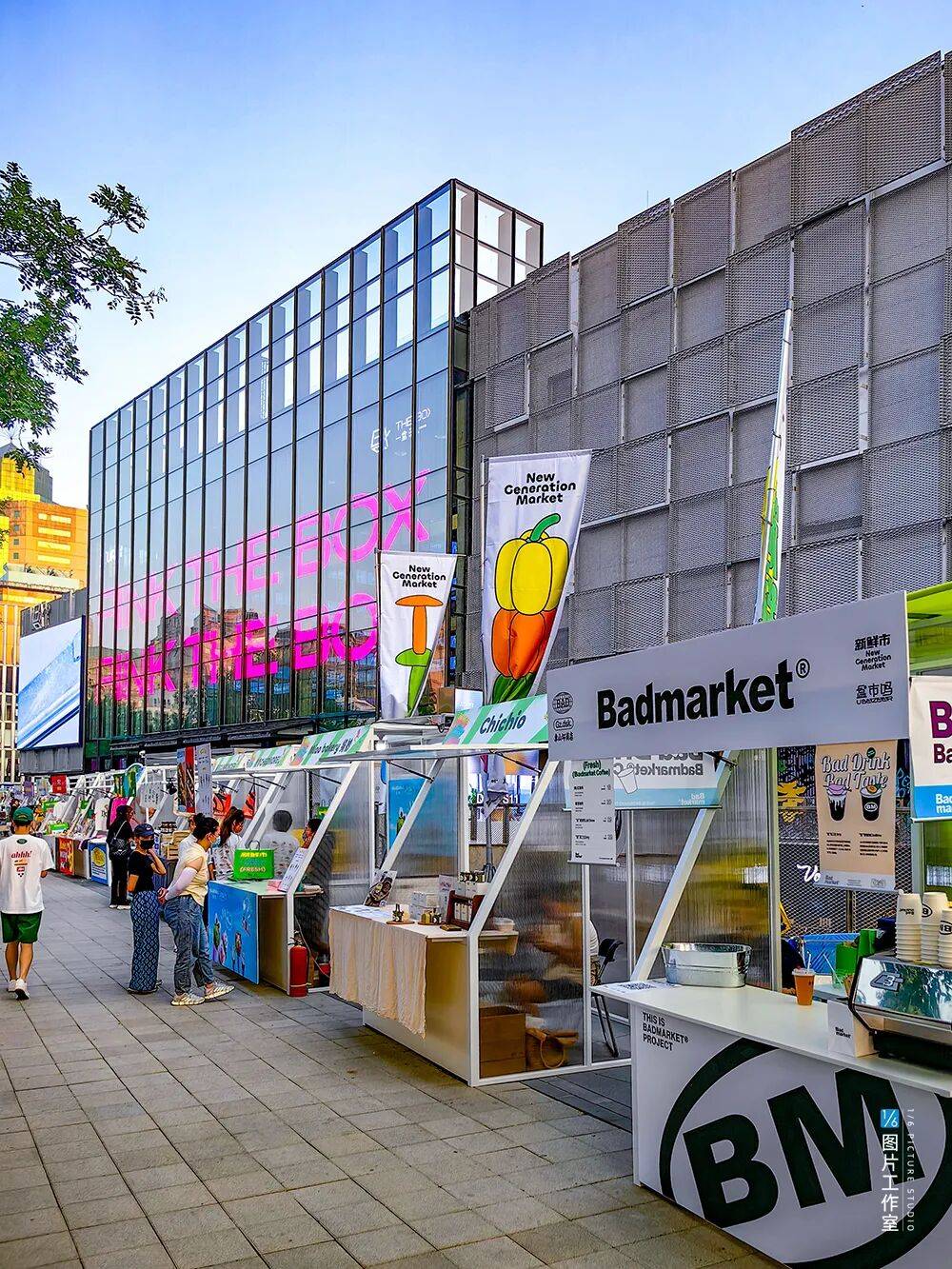 场景营造已进入「共情20」阶段！九游会J9入口吸引Z世代：城市(图21)